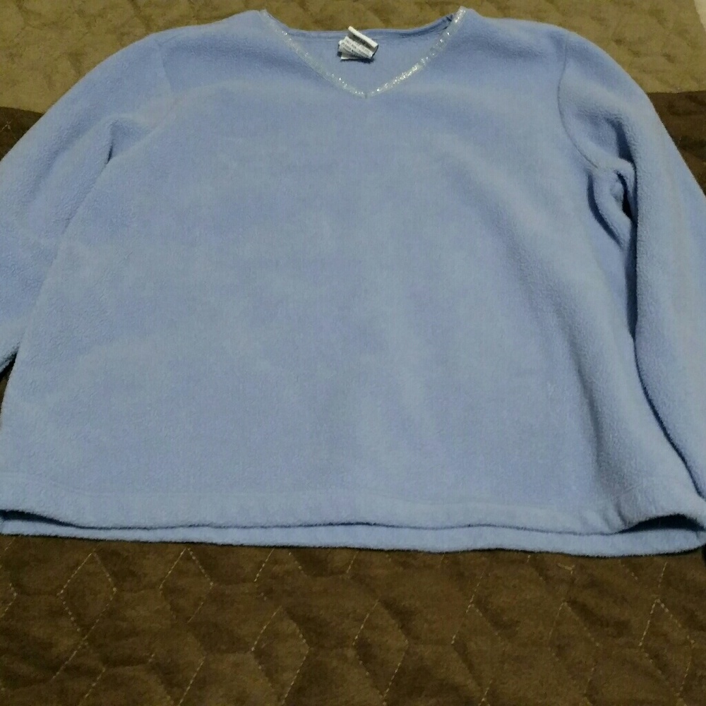 Girls sweater